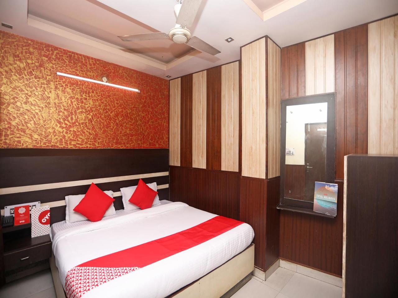 Vaccinated Staff- Oyo 18541 Hotel Haridev Roorkee Dış mekan fotoğraf