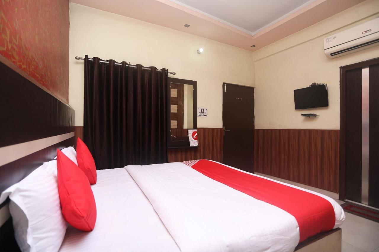 Vaccinated Staff- Oyo 18541 Hotel Haridev Roorkee Dış mekan fotoğraf